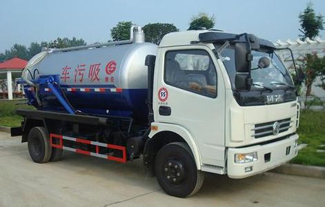吸污车